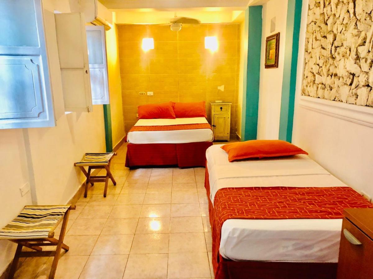 Antigua Calle Almudena Hotel Cartagena מראה חיצוני תמונה